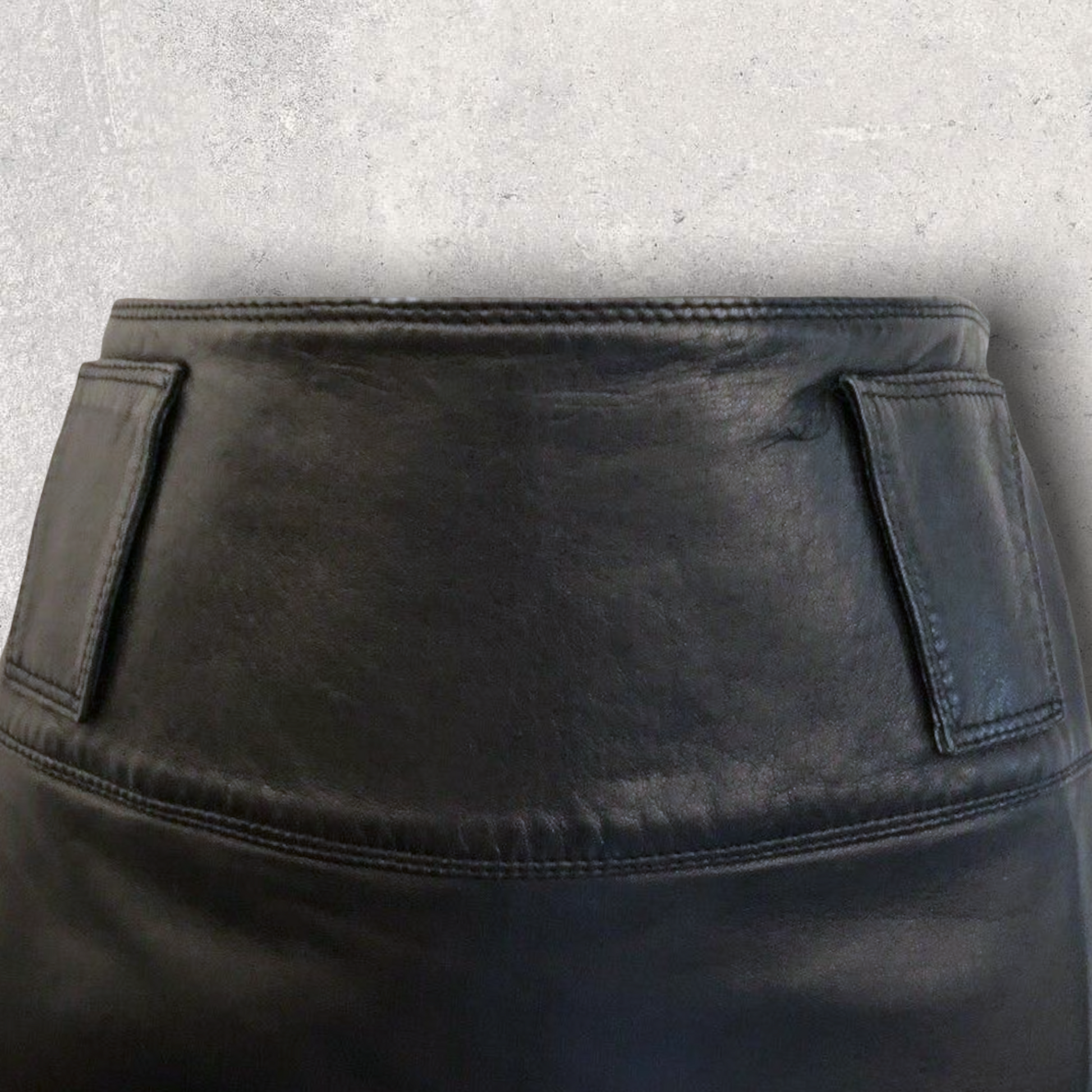 Gianni Versace Vintage Black Leather Pencil Skirt UK 6 US 2 EU 34 Timeless Fashions